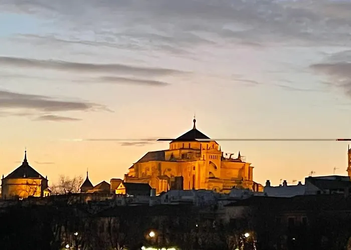 Geysotur Zoco 公寓 *